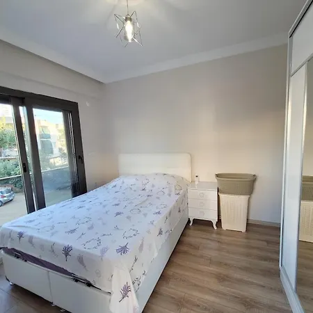 Izmir Yazlik *